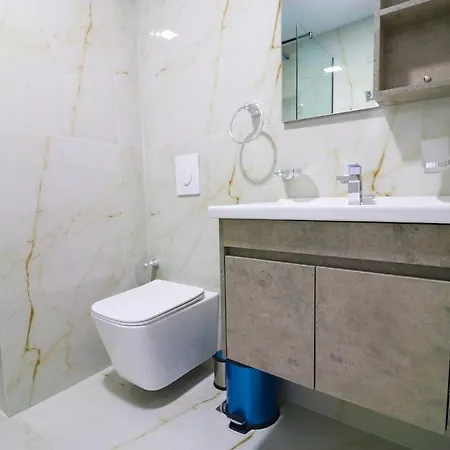 Memi Hotel *