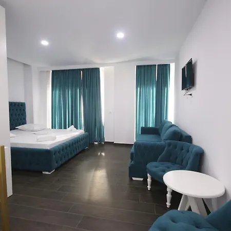 Memi Hotel Borsh